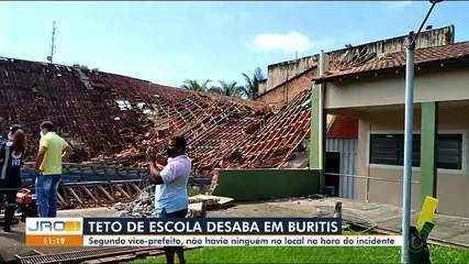 Teto de escola desaba em Buritis