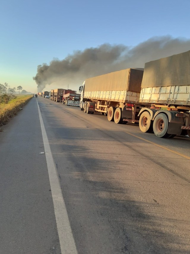 Rondônia: Acidente entre caminhão e ônibus deixa 3 mortos na na BR-364 em Itapuã do Oeste - revistadoonibus