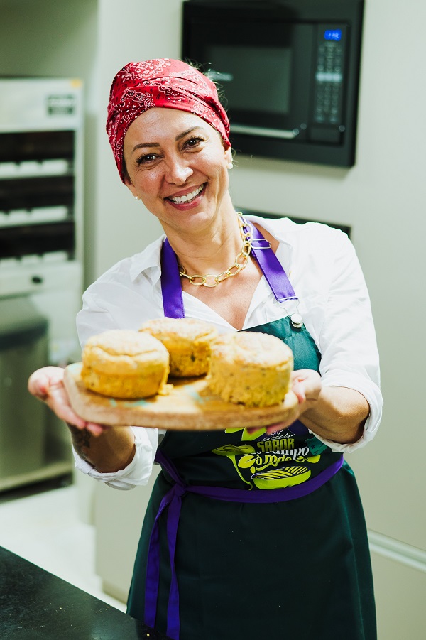 Chef Marilza Marin comanda oficina de pães sem glúten e lactose no 6º  Sicoob Sabor - Folha do Sul Online