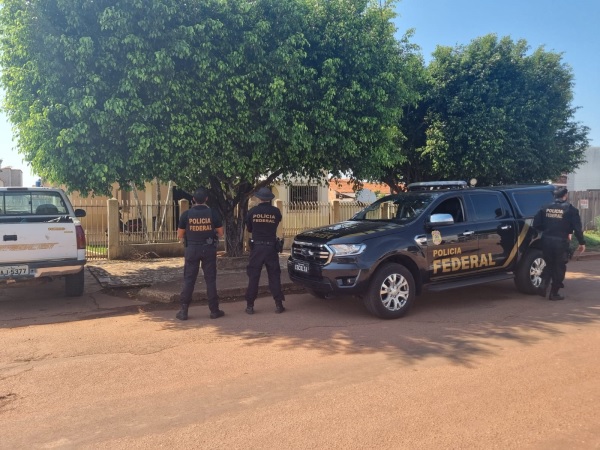 PM apreende armas de grosso calibre em Santo Antônio da Platina